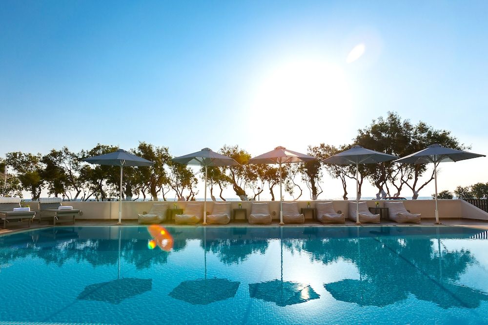 Memories Beach Hotel 1