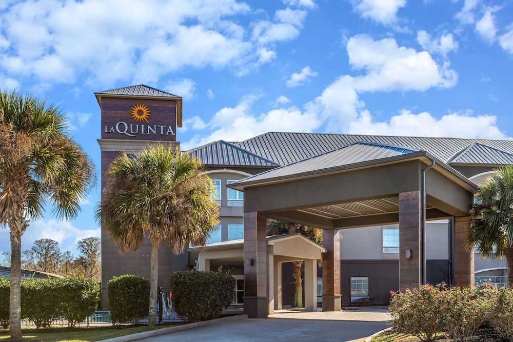 La Quinta by Wyndham Boutte 1
