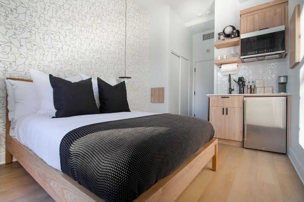 Unique Stays - 4119 St-Denis 2