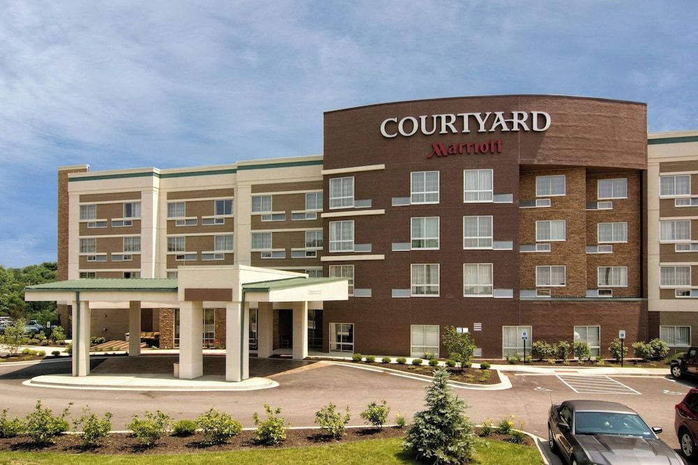 Courtyard by Marriott Bridgeport Clarksburg 1
