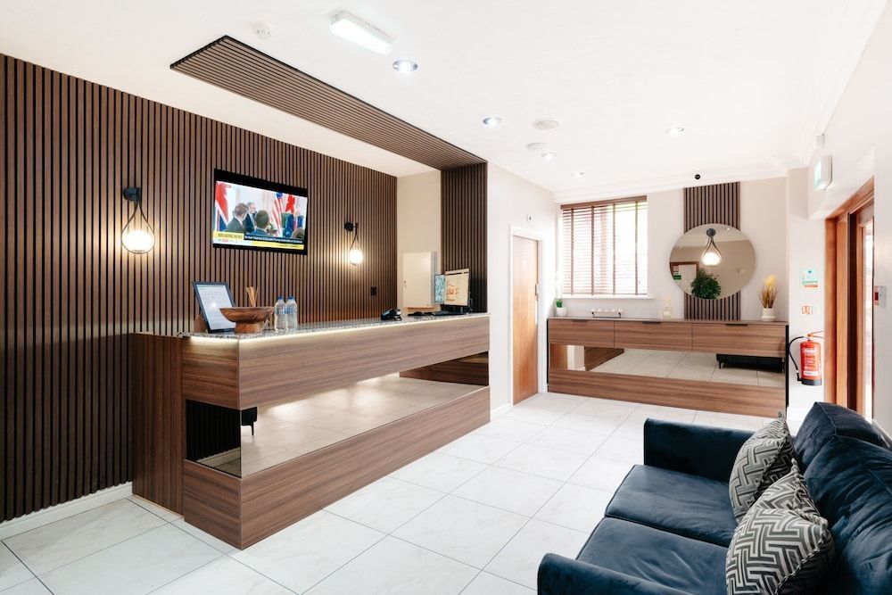 Rivers Hotel 2