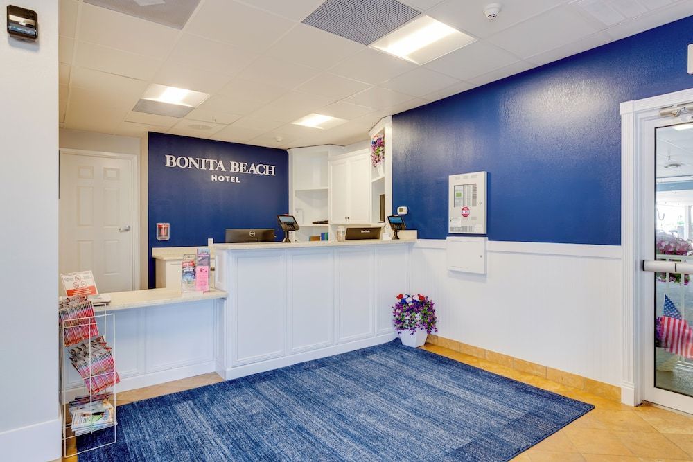 Bonita Beach Hotel 2