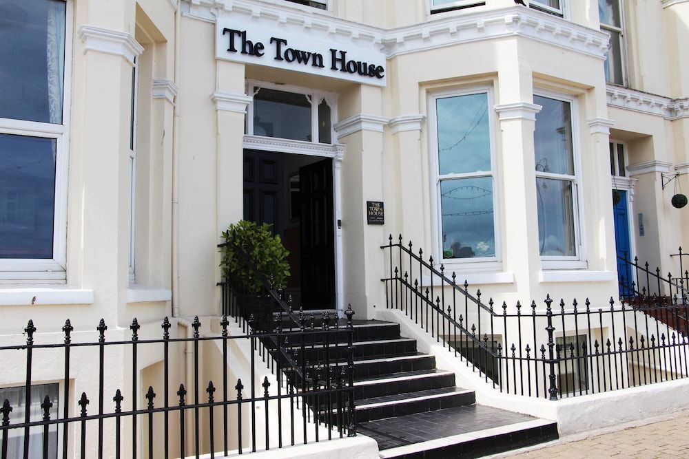 The Town House 1
