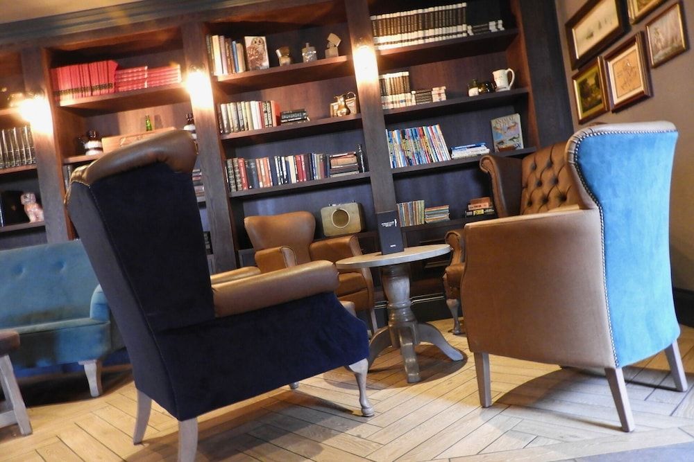 Curran Court Hotel 1