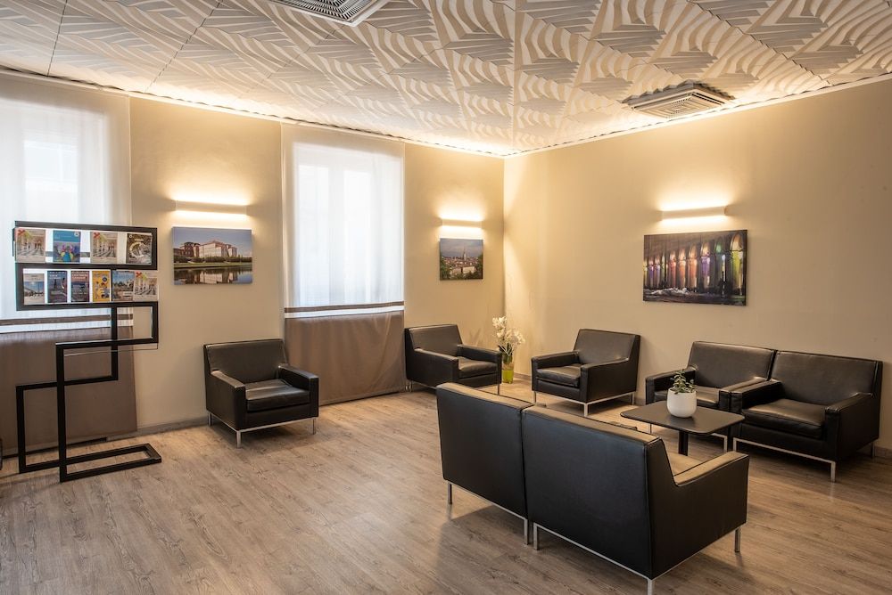 Hotel Gran Torino 2