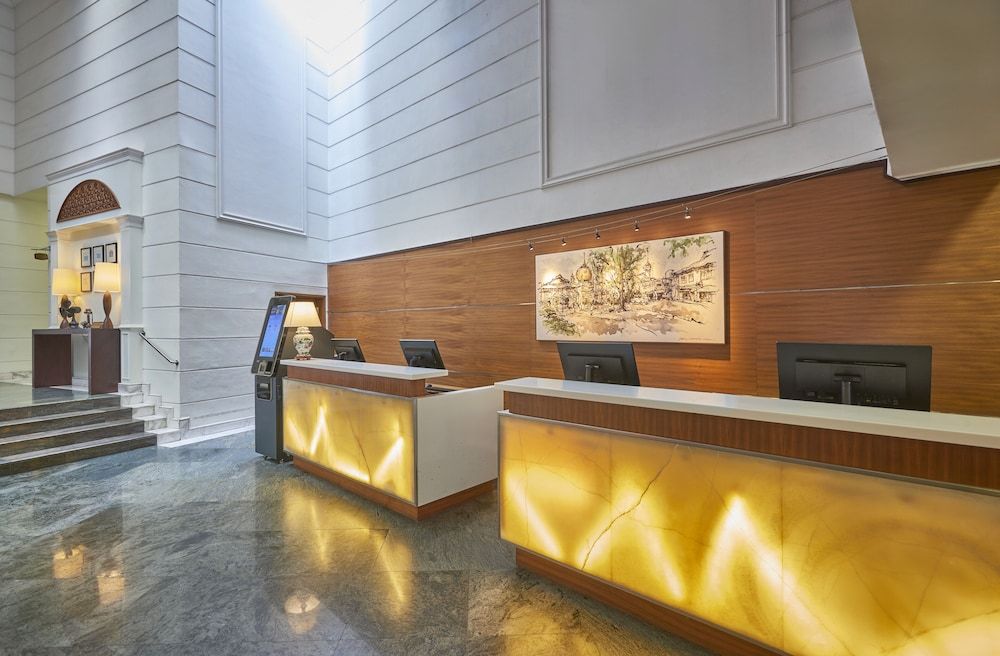 Village Hotel Albert Court by Far East Hospitality 2