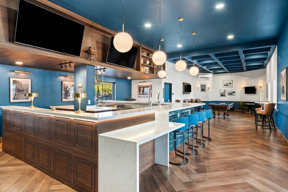 The Ellsworth Hotel, an Ascend Collection Hotel 2