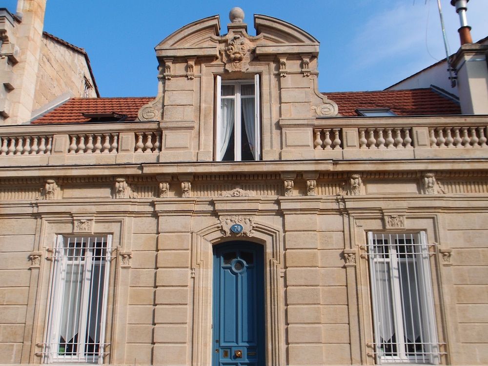 C'est une maison bleue - a blue lodge in Bordeaux 1