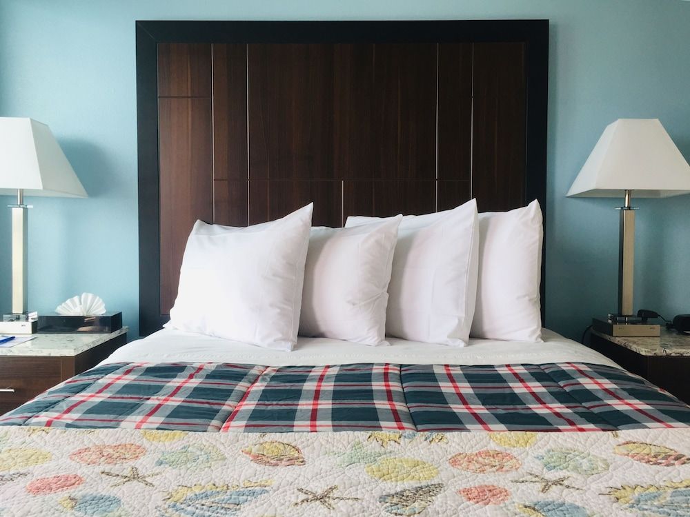 Dolphin Cove Motel 1