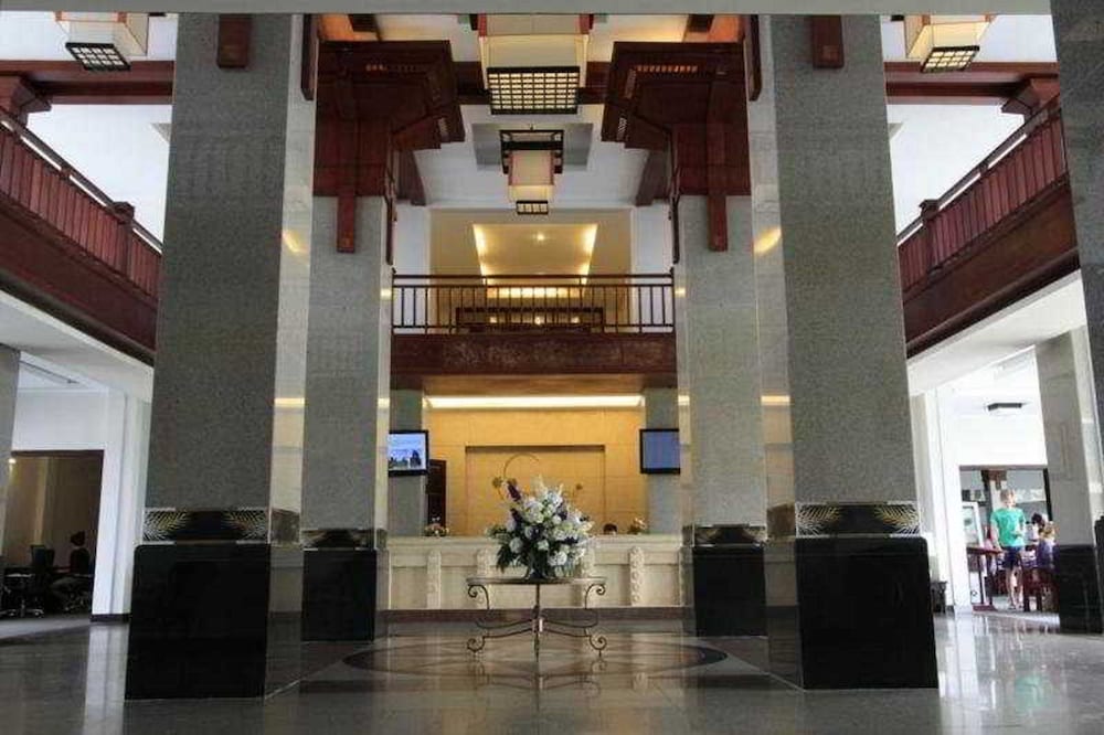 River Beach Resort and Residences 2