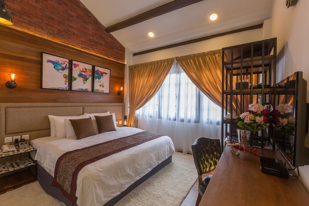 RARE Heritage House 1