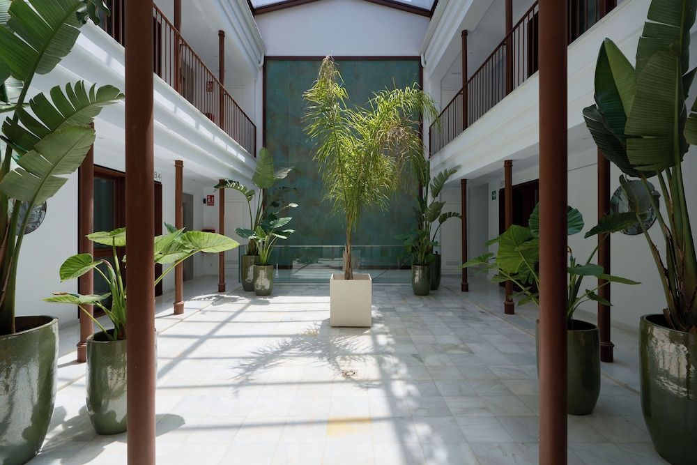 Casa Pizarro, by Homing U 1