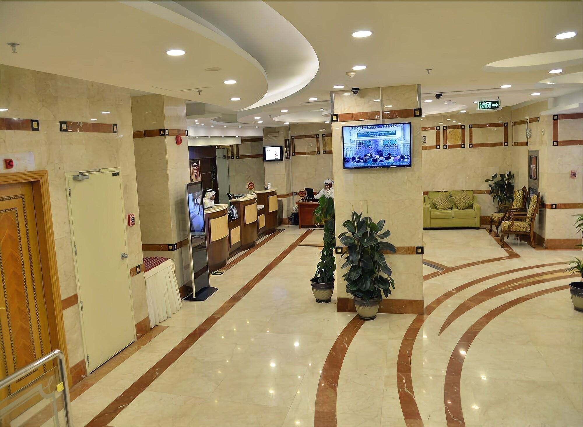 Nozol Royal Hotel 1