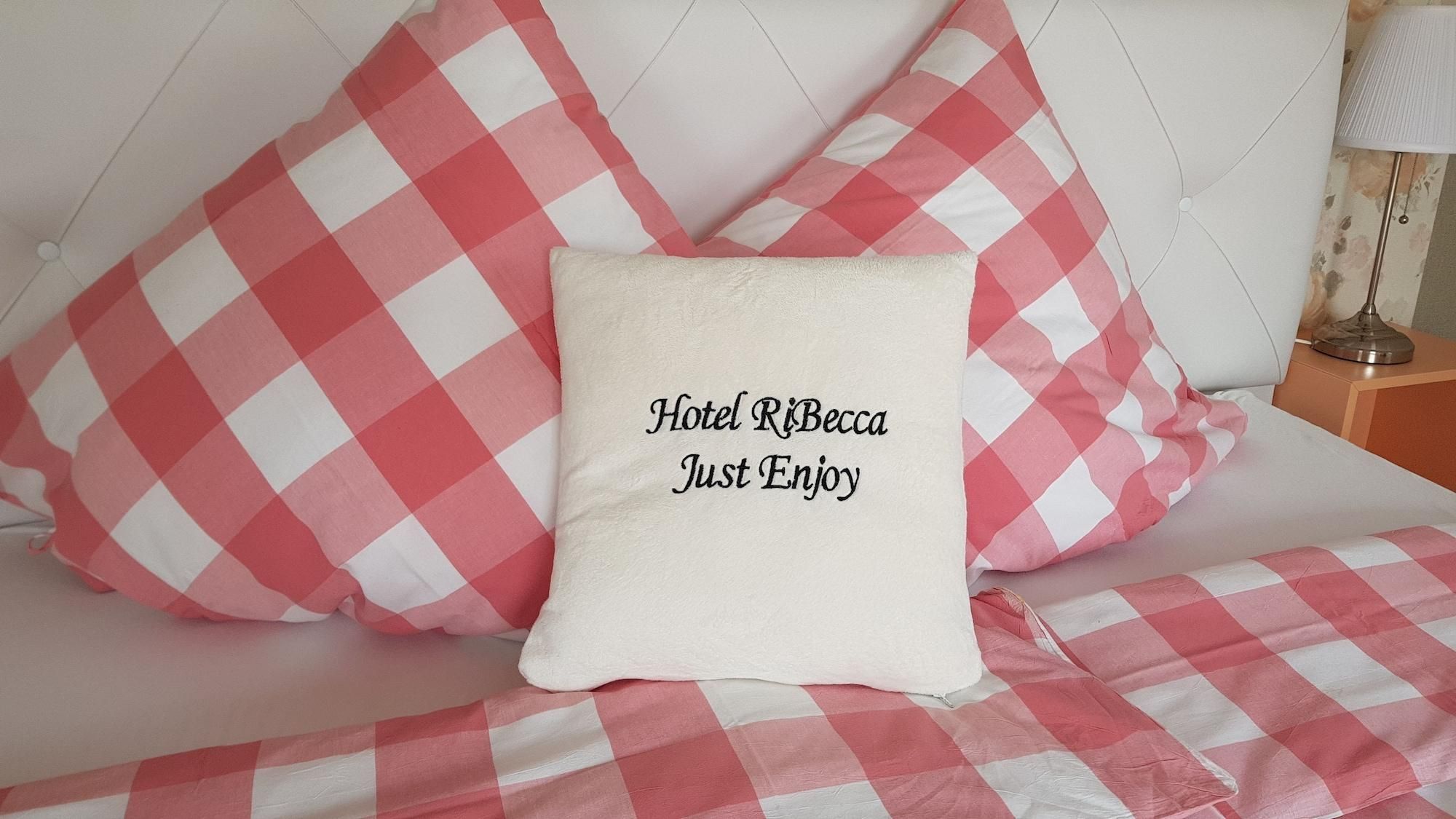 RiBecca 1