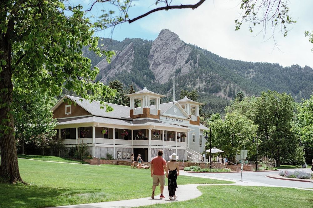 Colorado Chautauqua Cottages 1