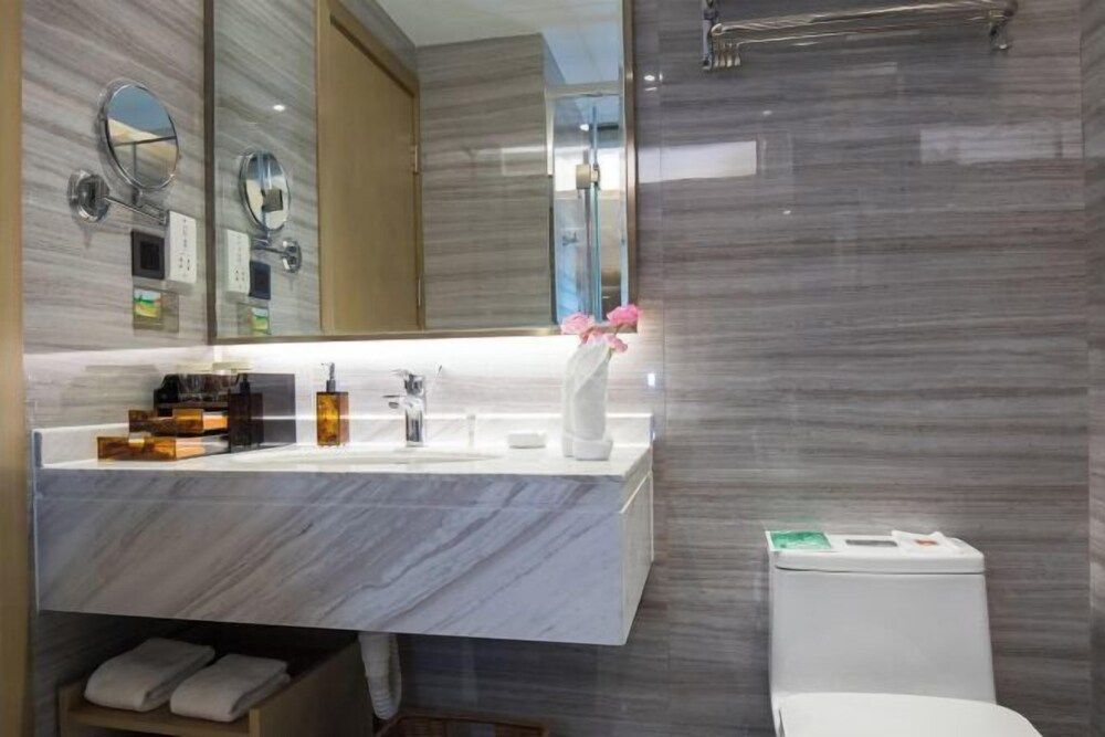 Kunming Golden Spring Hotel 2