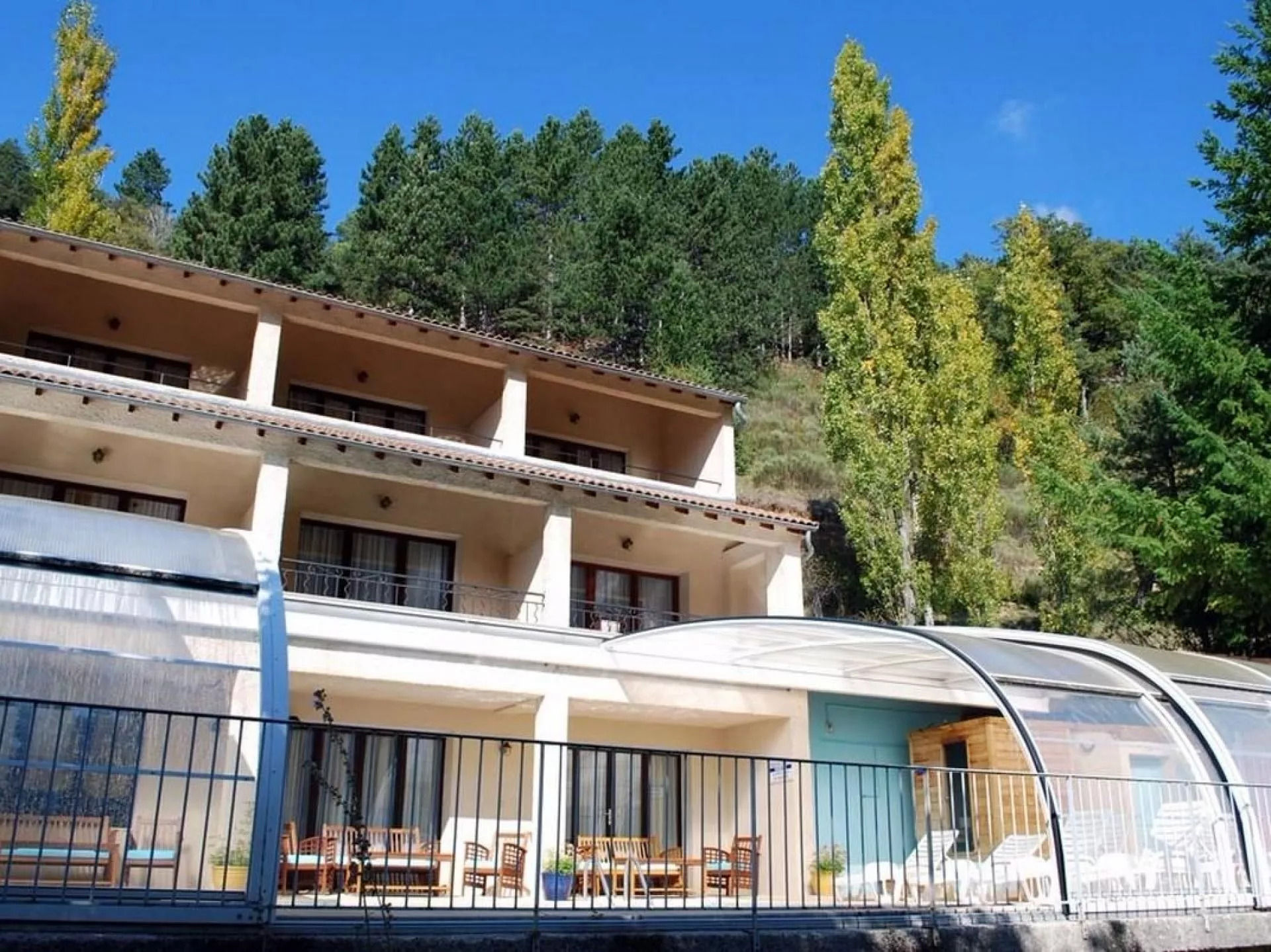 Hôtel Le Mont Barral 2