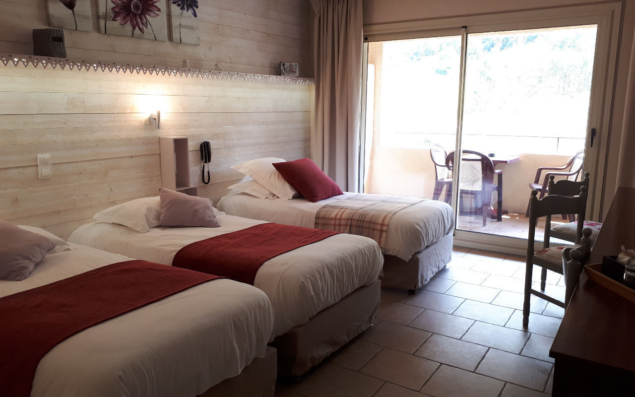 Hôtel Le Mont Barral 1