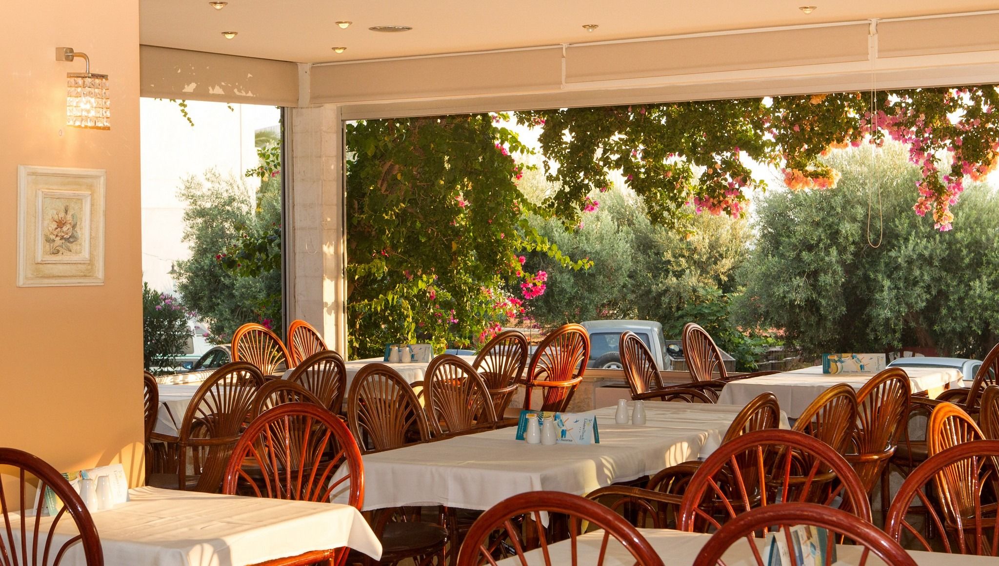 Loutra Beach Hotel 1