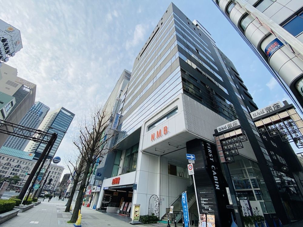 First Cabin Midosuji Namba 1