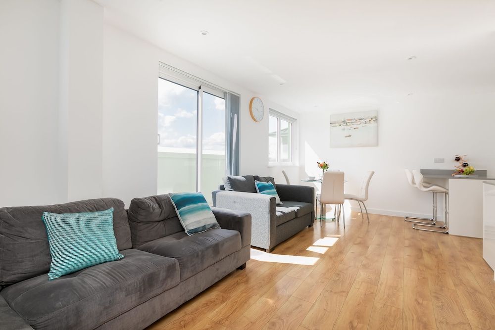 Skyvillion Tower Points - Tower Point Lovely apartment in Enfield London 1