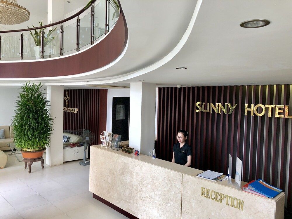 Sunny Hotel 1