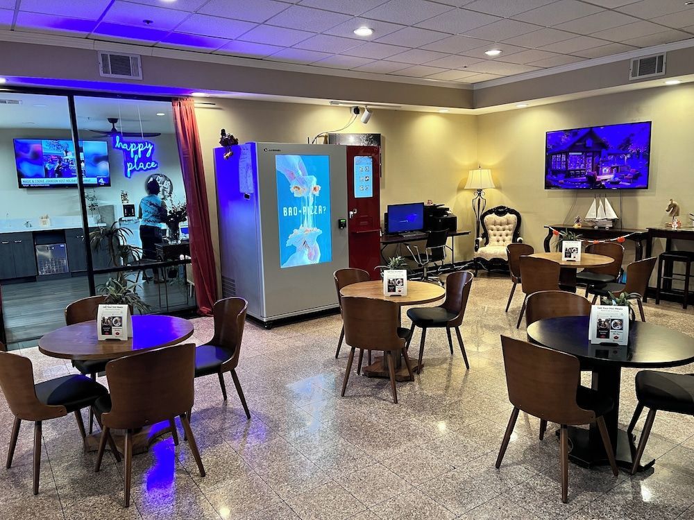 GreenTree Inn & Suites Los Angeles - Alhambra - Pasadena 2