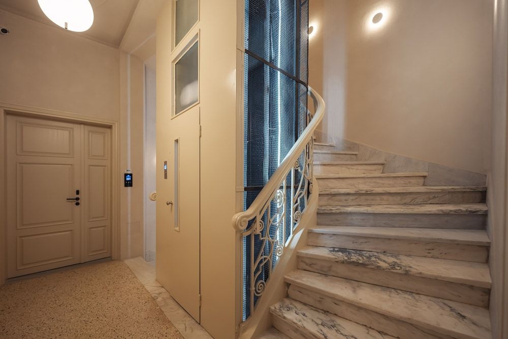 Zenith Premium Suites 2