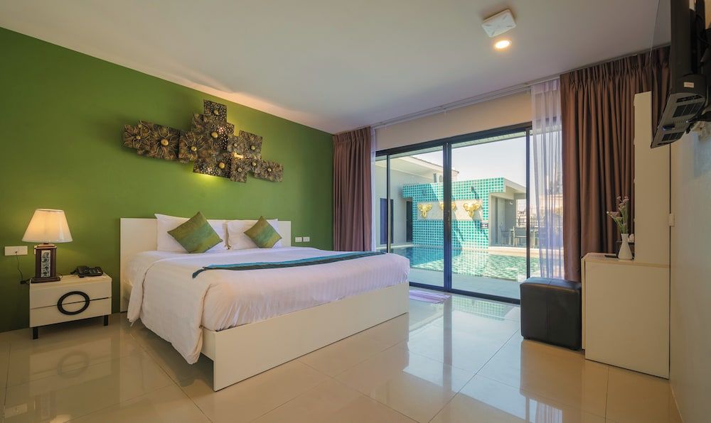 Gu Hotel Patong 1