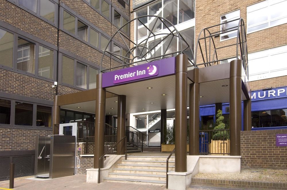 Premier Inn Brentwood 1