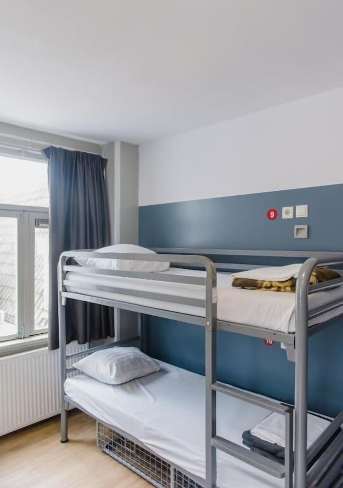 Hostel Warmoes Amsterdam 2