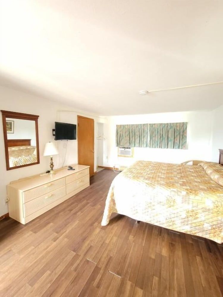 The Daniels Motel 1