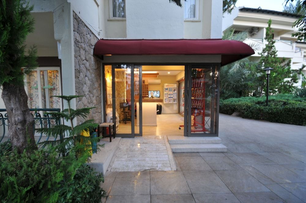 Greenpark Apartments 2