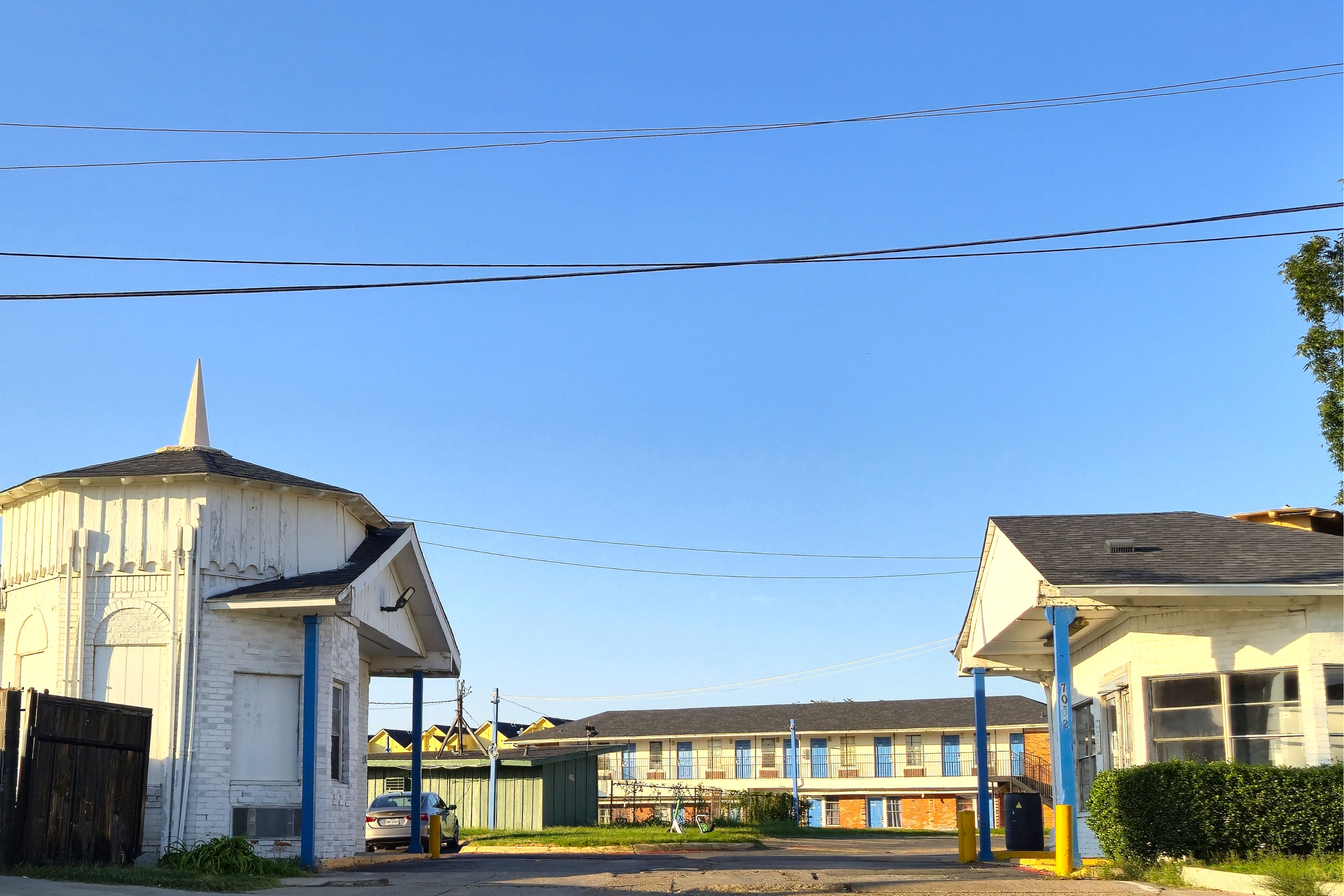 Cole Manor Motel By OYO Love Field Market Center 1