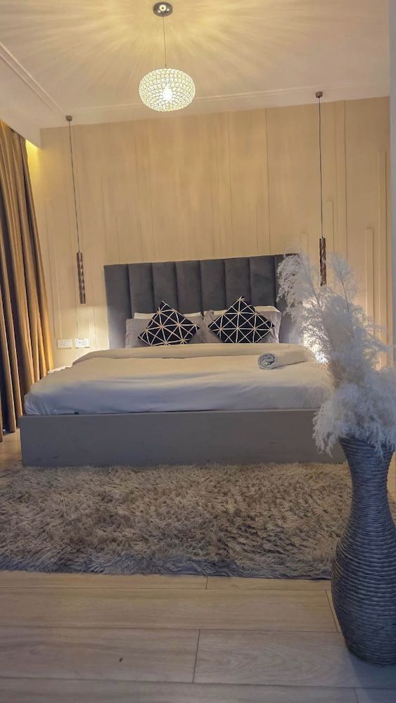 The Pavillion Luxury Cozy 1 bedroom 1