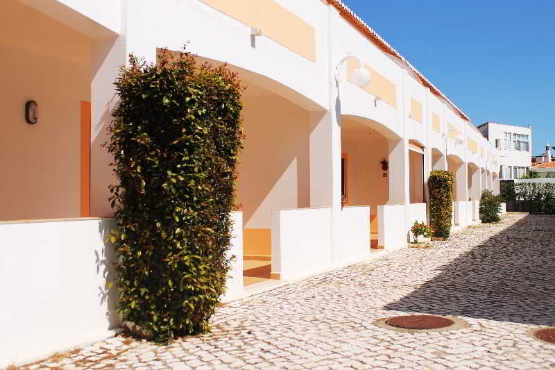 Oasis Beach Apartments 1
