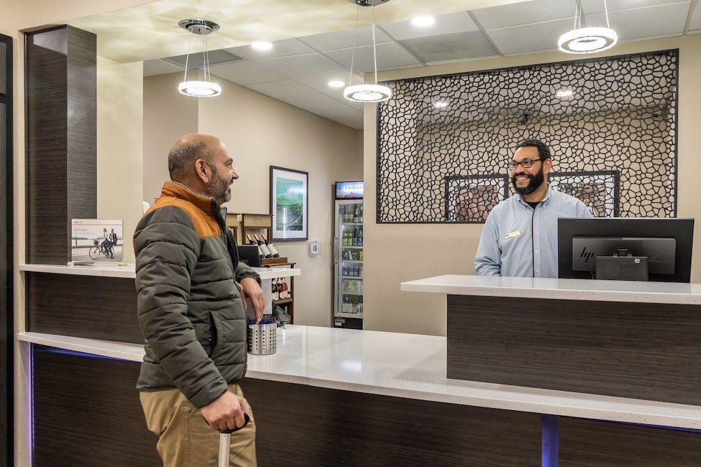 Candlewood Suites PORTLAND-AIRPORT by IHG 1