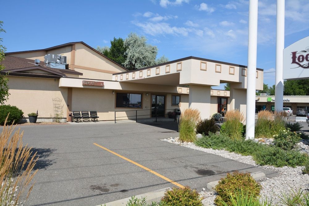 Locomotive Inn 1