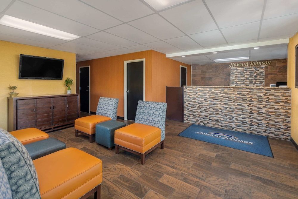 Howard Johnson by Wyndham Rock Hill 2