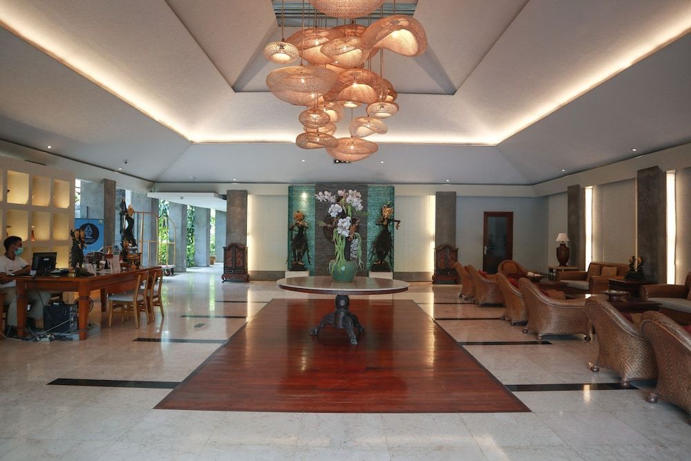 The Cakra Hotel 2