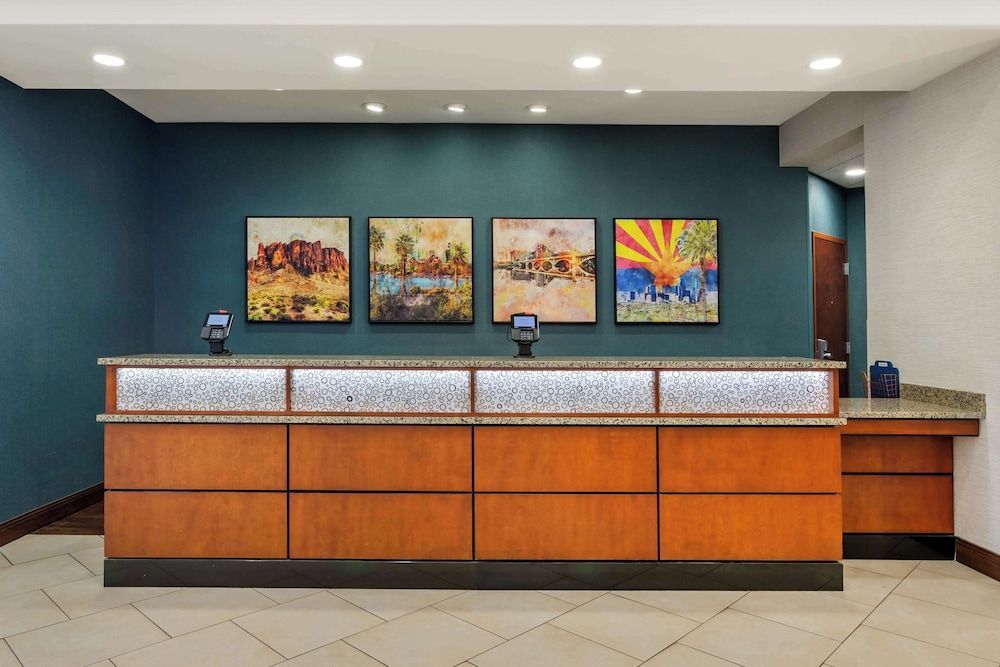 Drury Plaza Hotel Phoenix Tempe 2