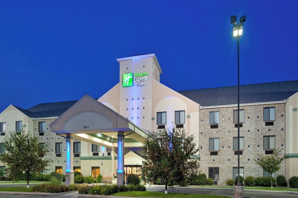 Holiday Inn Express & Suites ELKHART-SOUTH by IHG 1