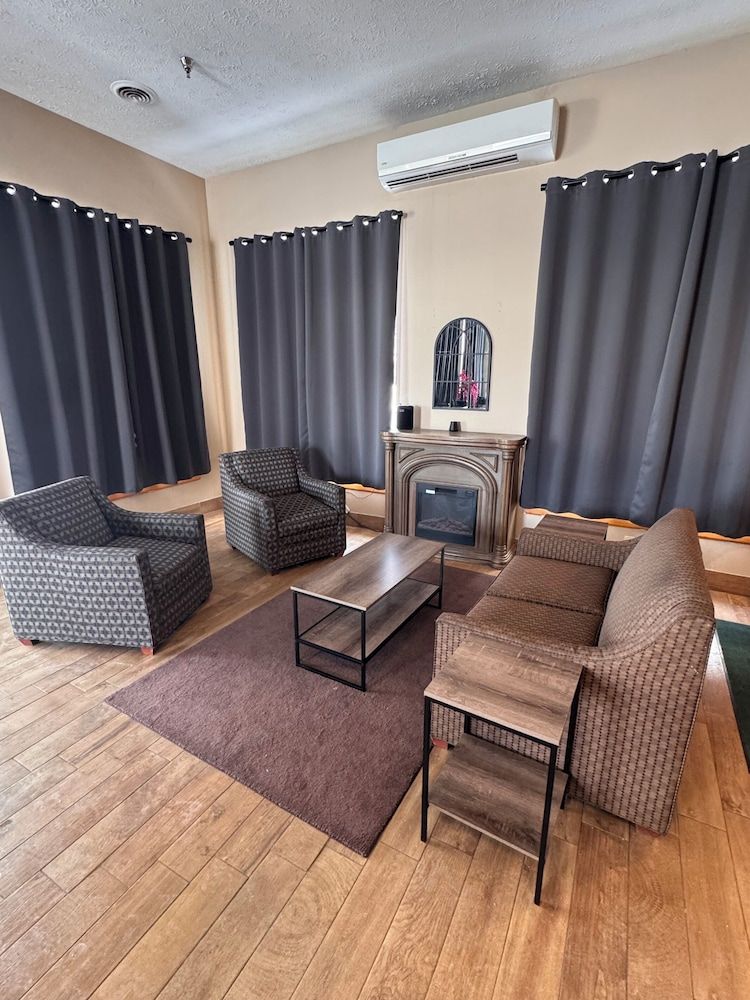 Quality Inn Waynesburg - Morrisville 2
