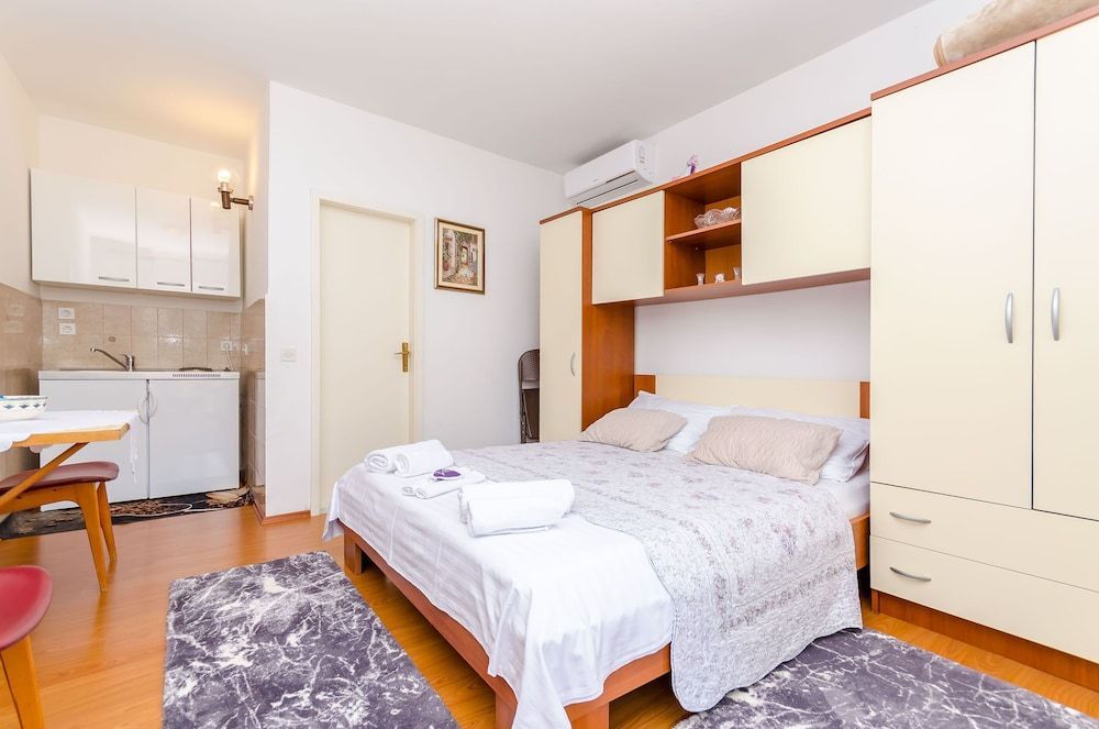 Apartments Emmas studio 2