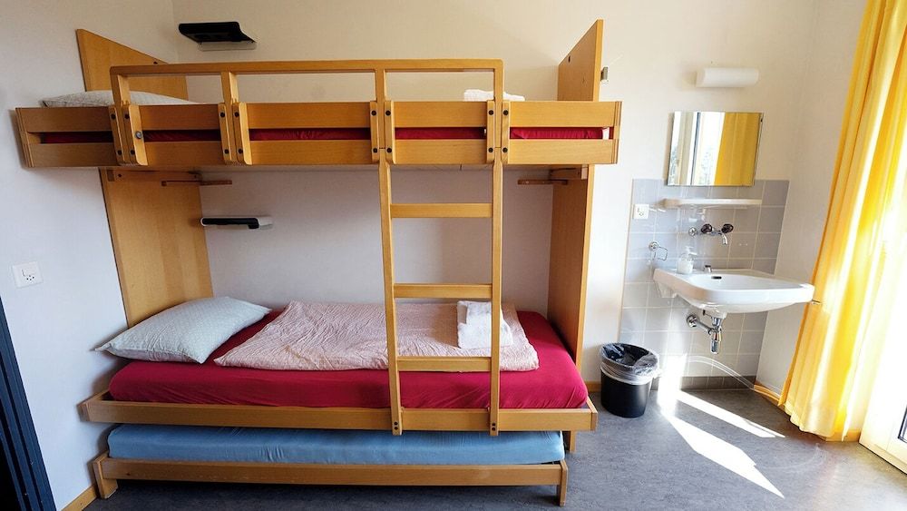 Locarno Youth Hostel 1