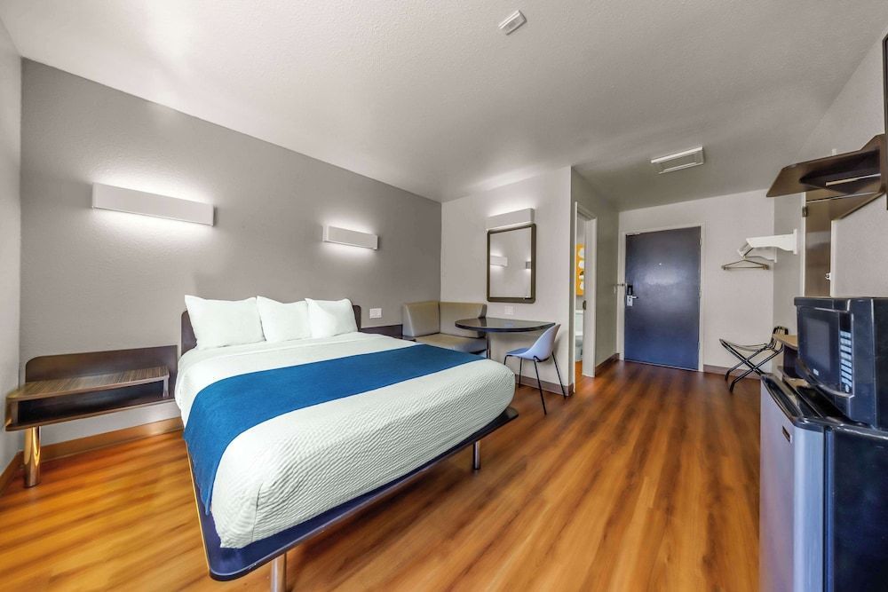 Motel 6 Seattle, WA - Sea-Tac Airport South 2