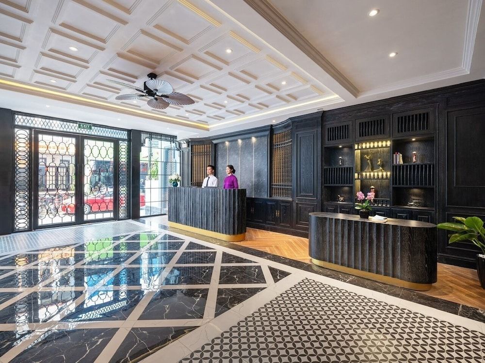 Serene Central Hotel 1
