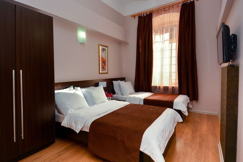 Istanbul Hotel 1