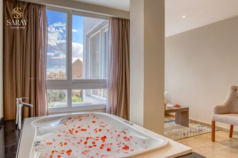 Saray Pyramids & Museum View Hotel 1