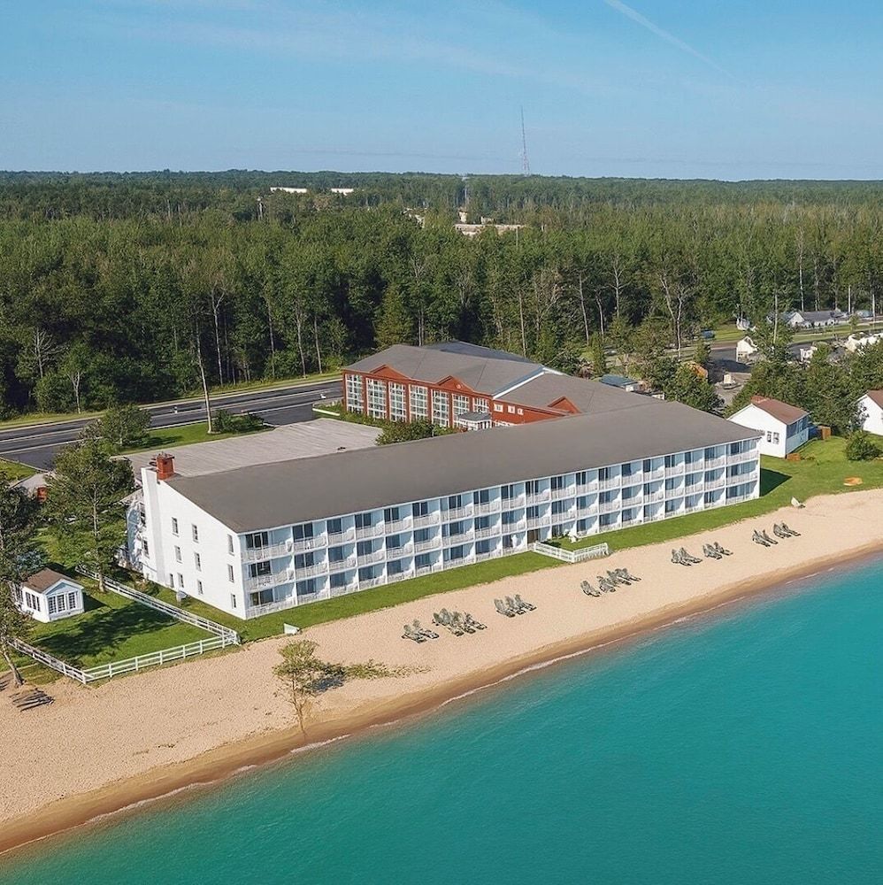 Bridge Vista Beach Hotel and Convention Center 1